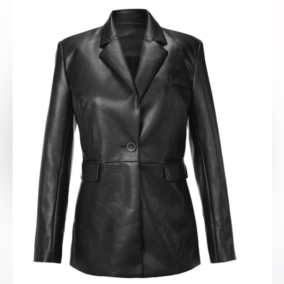 cabi NWT James Jacket, Black, Faux Leather, size MEDIUM, Fall 23 - Picture 1 of 7